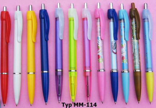 Farbauswahl bei Kugelschreibern ohne Gummigriff