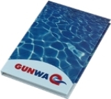 KombiSet in Bookcover, 2 Haftnotizblöcke, 5 FilmMarker, seitlich zu öffnen, geschlossen